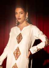 White - LIORA